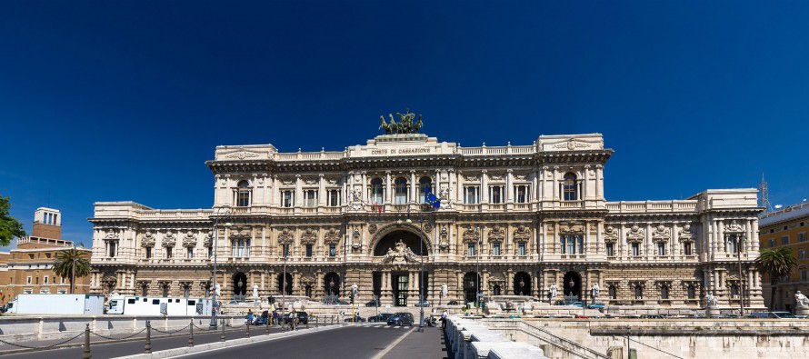 Cassazione : la lettera è errata e per il dipendente c'è il reintegro
